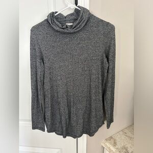 Max Studio Grey Turtleneck Shirt Long Sleeve XS